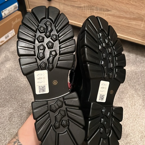 Chunky Loafers - Picture 4 of 5